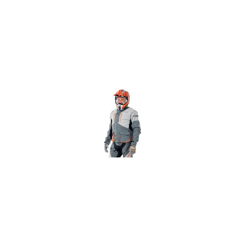 Striukė L
